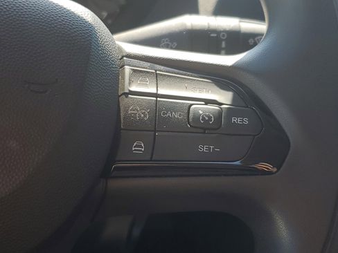 Used 2025 RAM ProMaster 2500 w/ Convenience Group image 12