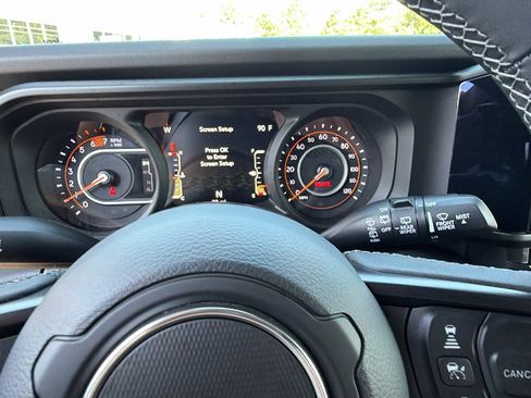 New 2026 Jeep Wrangler Unlimited Rubicon AWD/4WD image 25