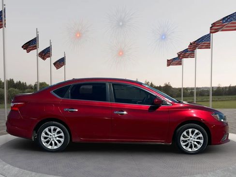 Used 2018 Nissan Sentra SV image 8