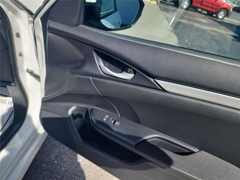 Used 2019 Honda Civic LX image 21