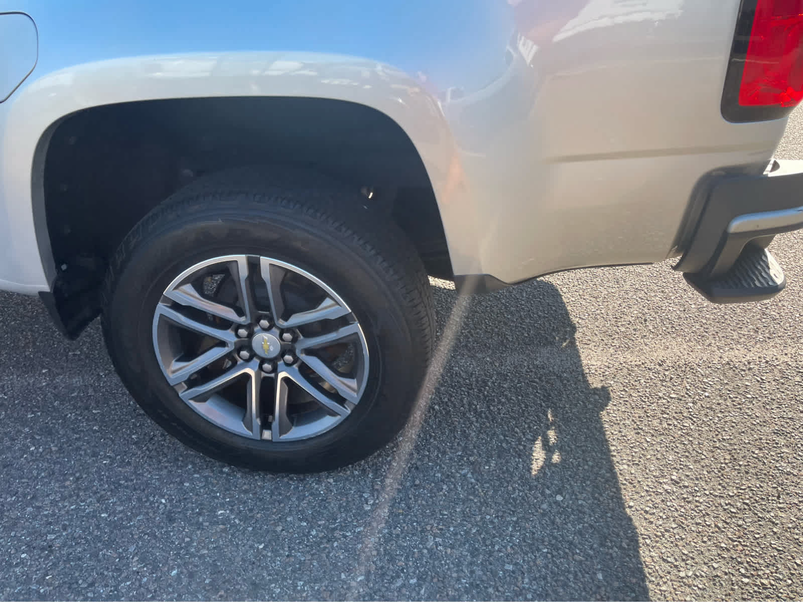 Used 2019 Chevrolet Colorado W/T w/ Custom Special Edition RWD image 8