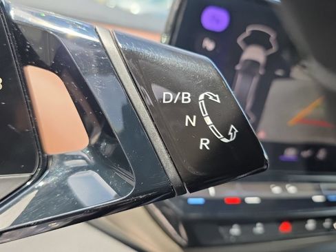 Certified 2023 Volkswagen ID.4 Pro AWD/4WD image 21