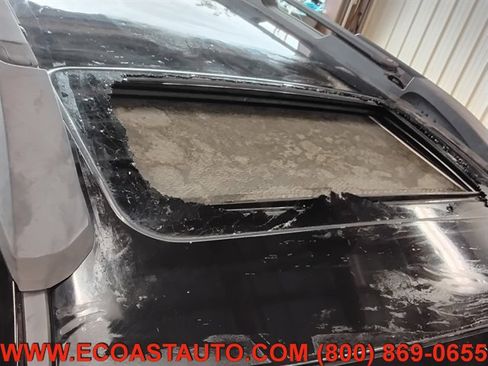 Used 2017 Subaru Outback 2.5i Limited image 22