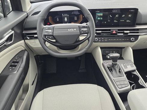 New 2026 Kia Sportage EX image 13