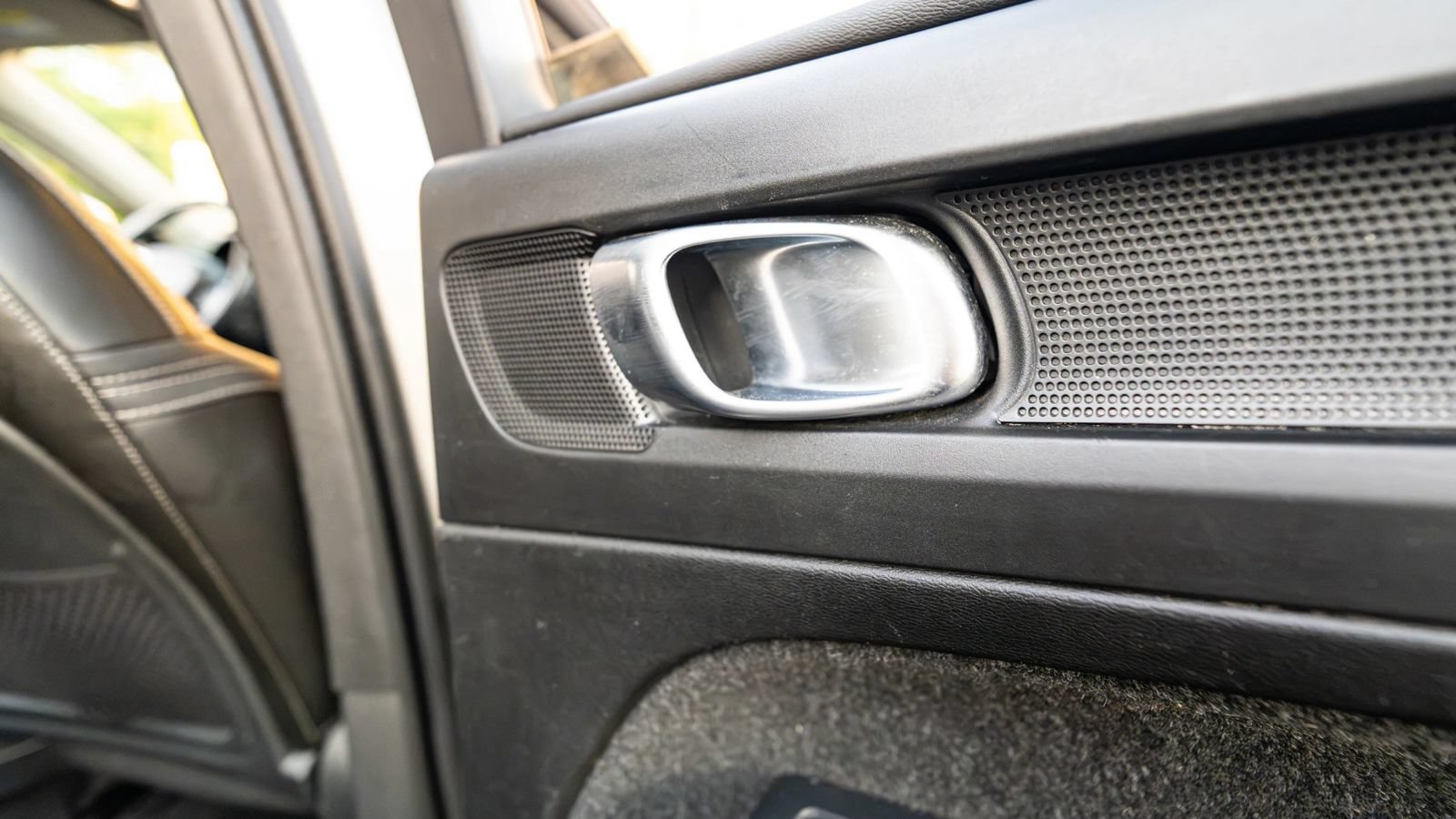 Used 2019 Volvo XC40 T5 Inscription AWD/4WD image 18