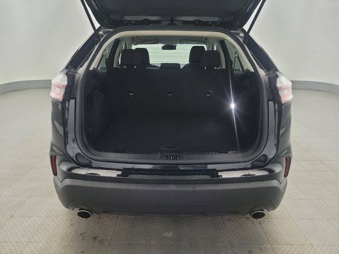 Used 2020 Ford Edge SE image 29