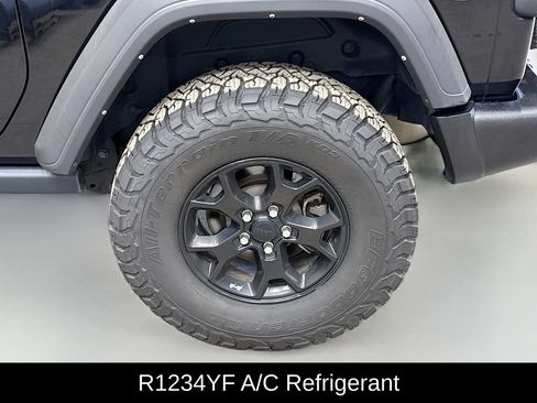 Used 2022 Jeep Wrangler Sport AWD/4WD image 43