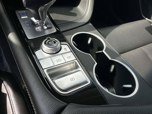 Used 2026 Genesis G70 2.5T RWD image 15