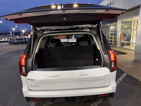 Used 2025 Ford Expedition Active image 5