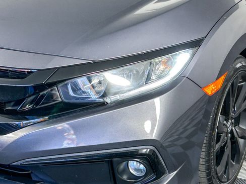 Used 2019 Honda Civic Sport image 3