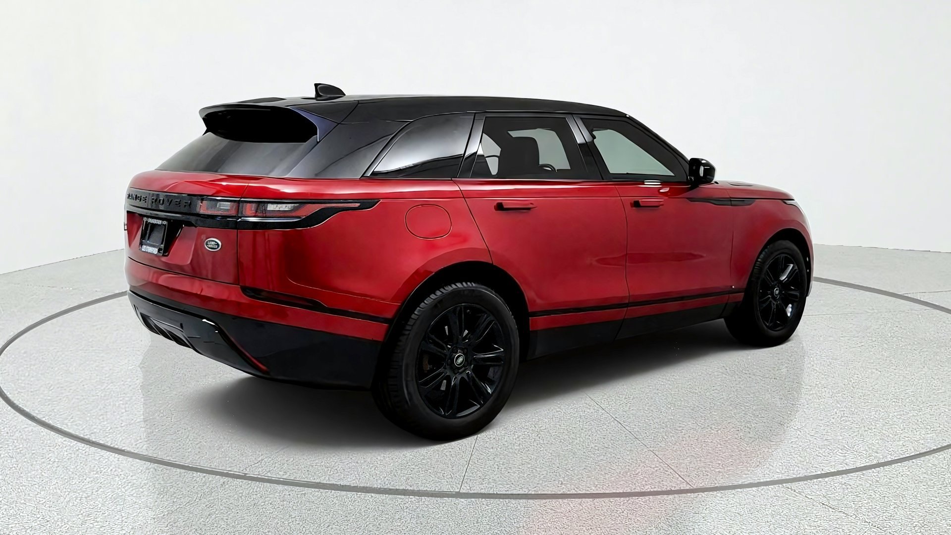 Used 2020 Land Rover Range Rover Velar R-Dynamic S AWD/4WD image 5