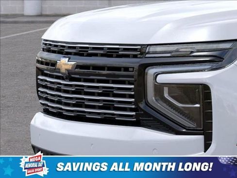 New 2026 Chevrolet Suburban High Country AWD/4WD image 13