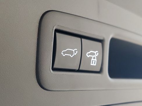 Used 2025 Lexus UX 300h 300h Premium w/ Accessory Package (Z1) image 13