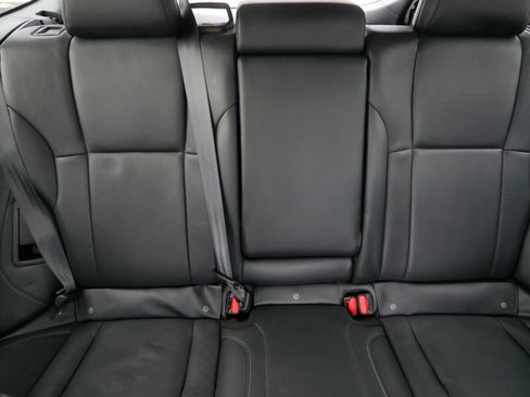 Used 2021 Subaru Outback Limited image 13