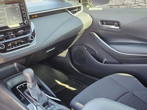 Used 2022 Toyota Corolla SE image 15