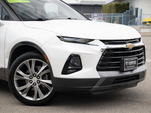 Used 2022 Chevrolet Blazer Premier w/ Enhanced Convenience Package image 9