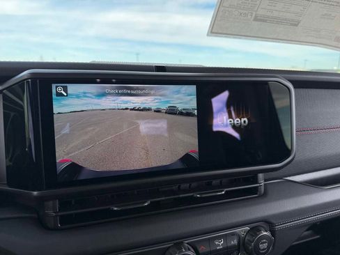 New 2026 Jeep Gladiator Rubicon image 30