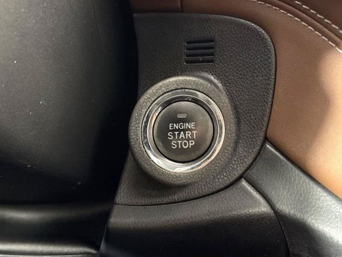 Used 2020 Subaru Outback Touring XT AWD/4WD image 21