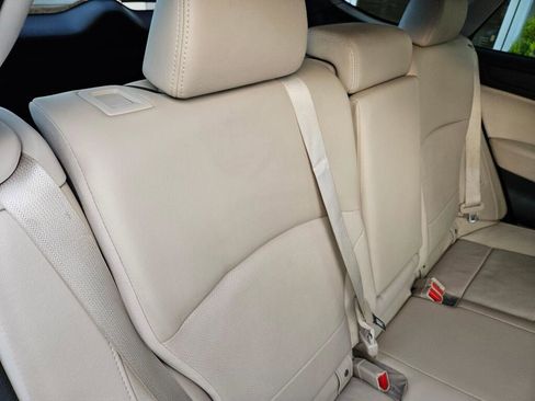 Used 2016 Subaru Outback 2.5i Limited image 13