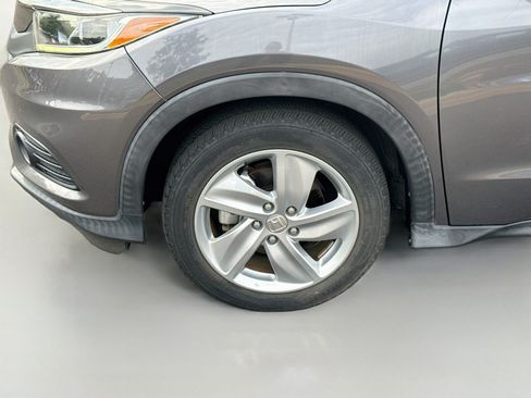 Used 2019 Honda HR-V EX image 29