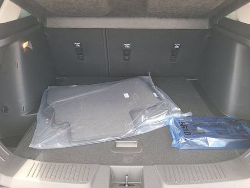 New 2026 Chevrolet Trax LT w/ Midnight Edition FWD image 9