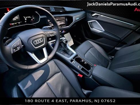 Used 2024 Audi Q3 2.0T Premium Plus image 14