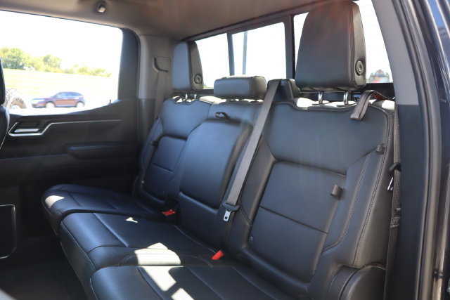 Used 2024 GMC Sierra 1500 SLT w/ SLT Premium Plus Package AWD/4WD image 33
