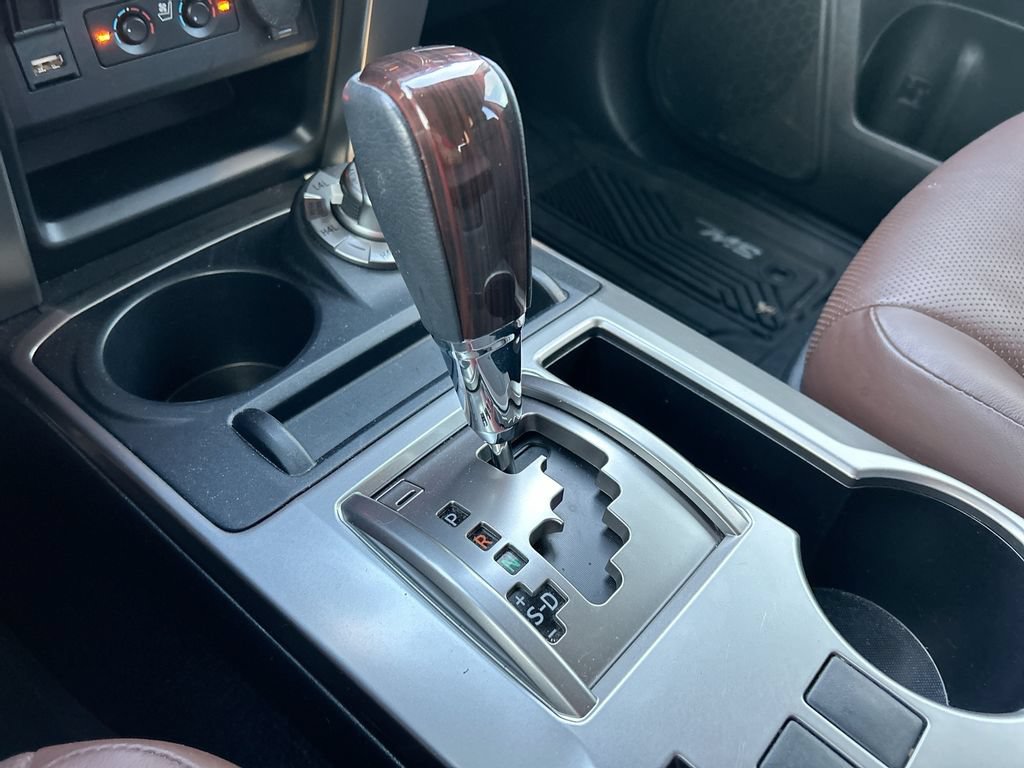 Used 2024 Toyota 4Runner Limited AWD/4WD image 28