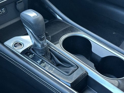 Used 2023 Nissan Altima 2.5 SV image 24