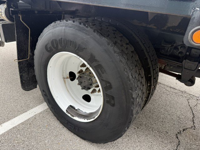 Used 2019 Ford F650 2WD Regular Cab Super Duty image 13