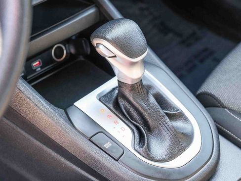 Used 2022 Kia Forte LXS FWD image 20