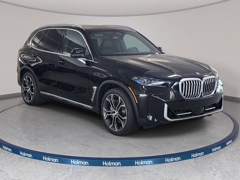 New 2026 BMW X5 xDrive50e w/ Executive Package AWD/4WD image 3