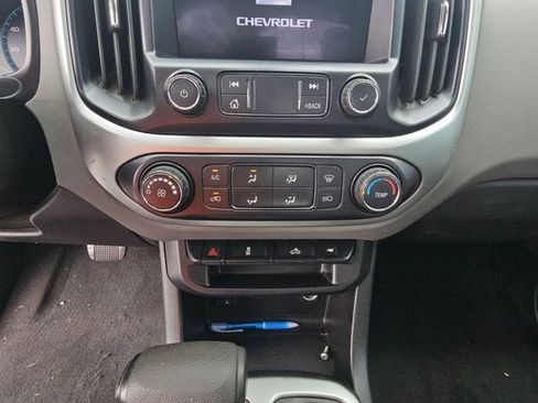 Used 2020 Chevrolet Colorado LT RWD image 11