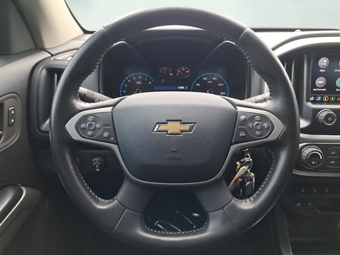 Used 2022 Chevrolet Colorado ZR2 AWD/4WD image 18