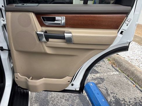 Used 2016 Land Rover LR4 HSE LUX AWD/4WD image 72
