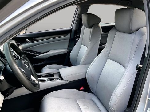 Used 2020 Honda Accord LX image 8