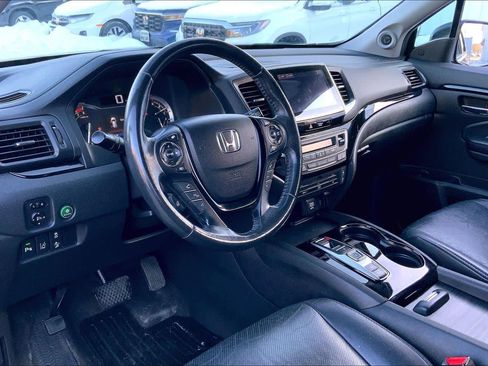 Used 2017 Honda Pilot Elite image 18