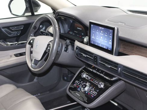 Used 2020 Lincoln Corsair Reserve w/ Equipment Group 202A AWD/4WD image 32