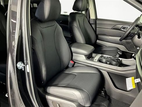 New 2026 Kia Carnival SX Prestige image 12