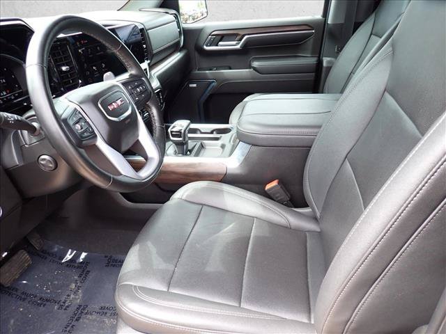 Used 2023 GMC Sierra 1500 SLT w/ SLT Convenience Package AWD/4WD image 12