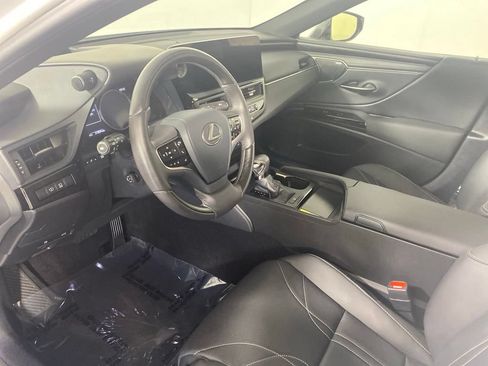Used 2024 Lexus ES 350 Ultra Luxury w/ Accessory Package (Z1) FWD image 12