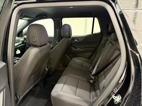 New 2026 Chevrolet Equinox LT image 12