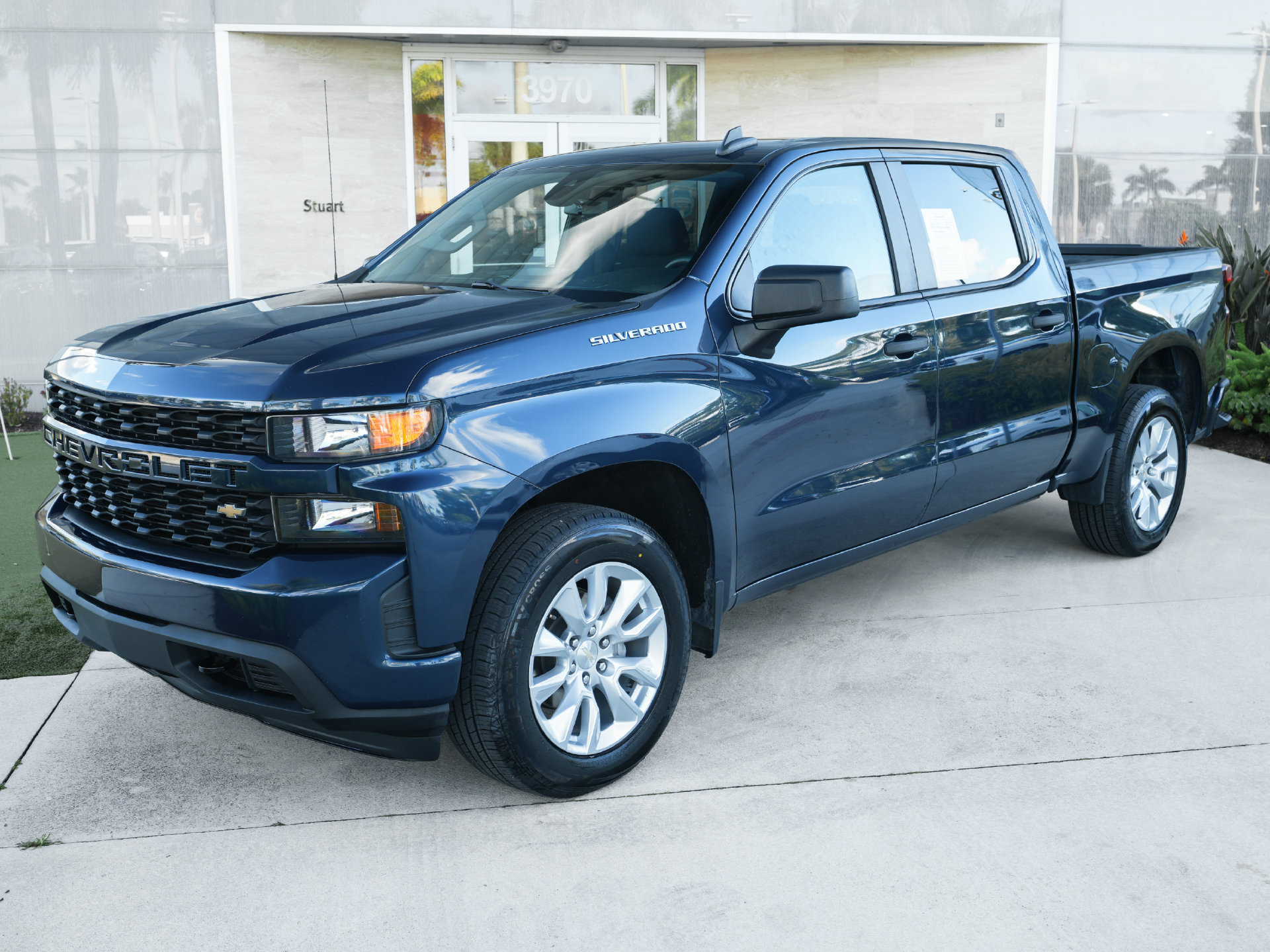 Used 2021 Chevrolet Silverado 1500 Custom w/ Safety Confidence Package RWD image 27