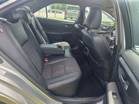 Used 2017 Toyota Camry SE FWD image 26