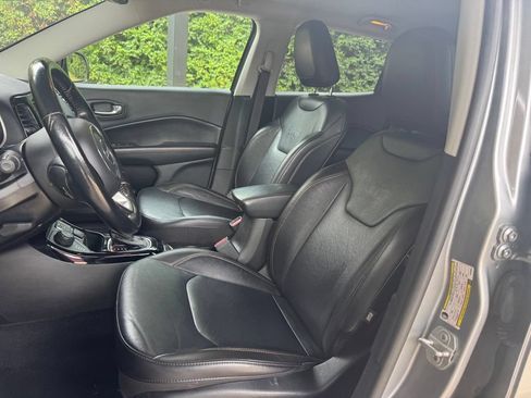 Used 2021 Jeep Compass Limited AWD/4WD image 11