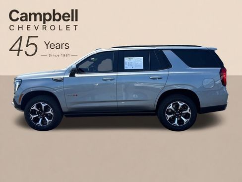 Used 2025 GMC Yukon AT4 w/ AT4 Premium Package AWD/4WD image 2