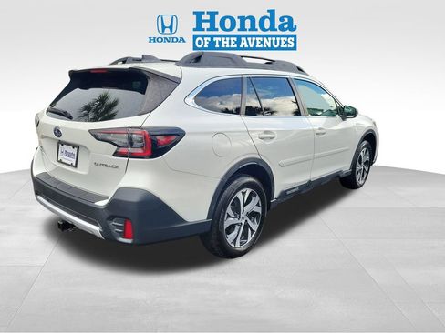 Used 2022 Subaru Outback Limited AWD/4WD image 4