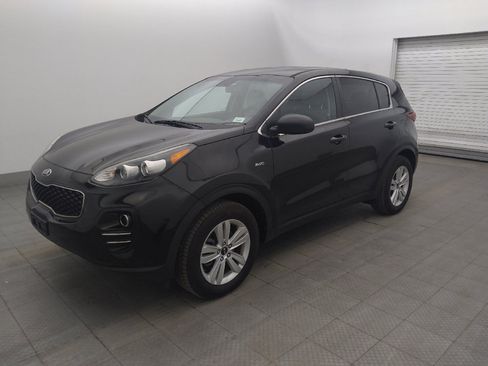 Used 2019 Kia Sportage LX AWD/4WD image 2