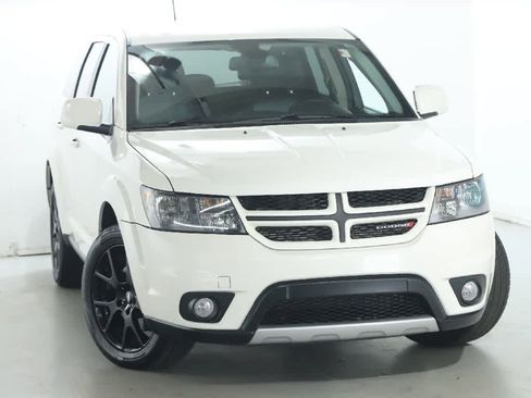 Used 2019 Dodge Journey GT AWD/4WD image 2