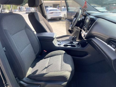 Used 2018 Chevrolet Traverse LT FWD image 27